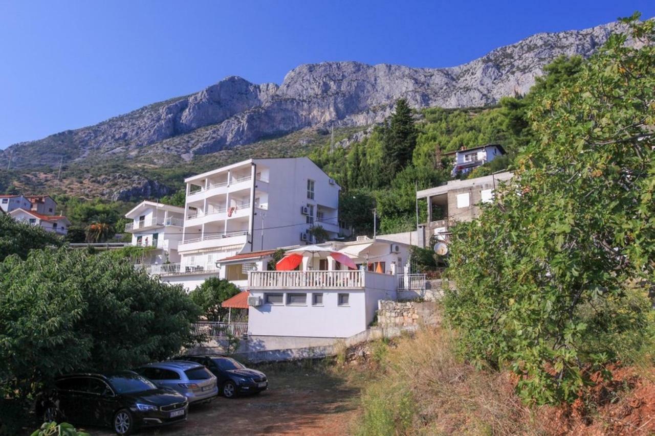 Apartments Damjan Brist Zewnętrze zdjęcie